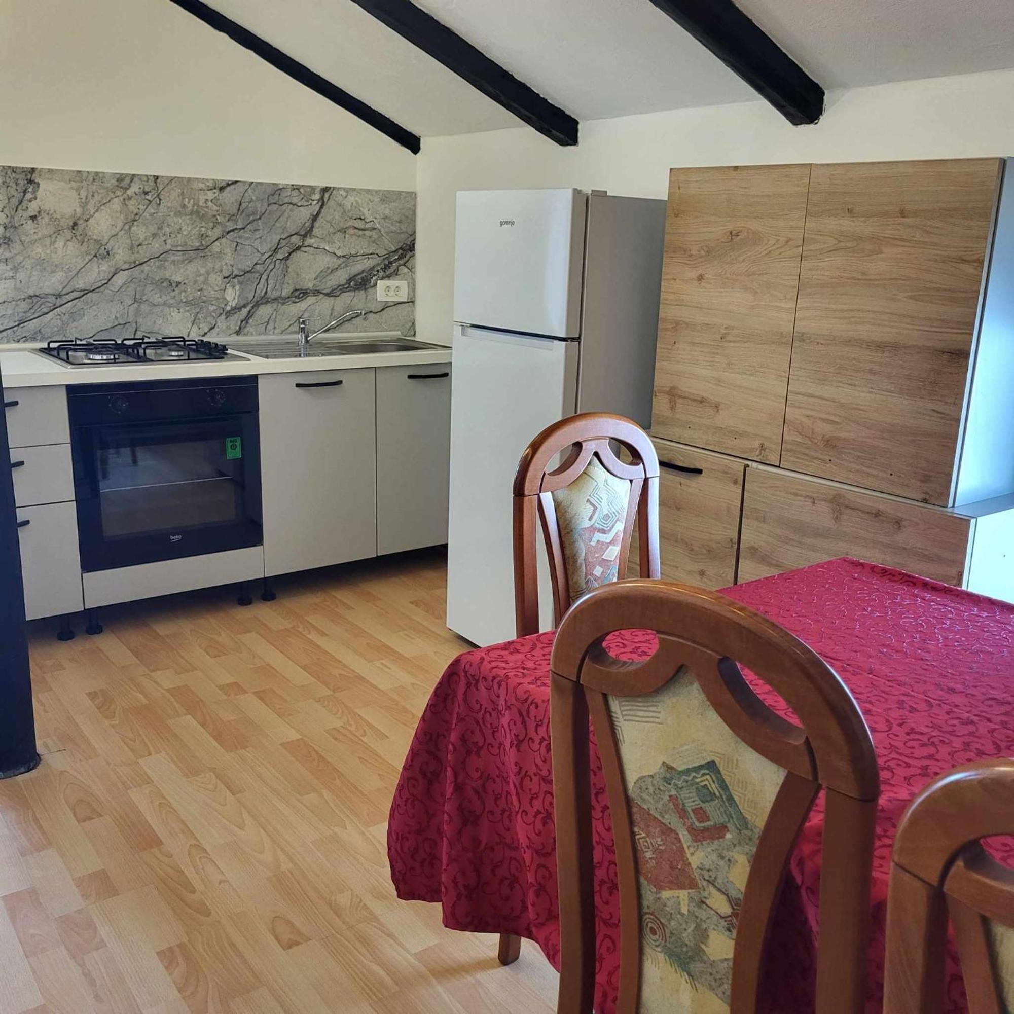 Vila Antik Apartamento Ilirska Bistrica Exterior foto